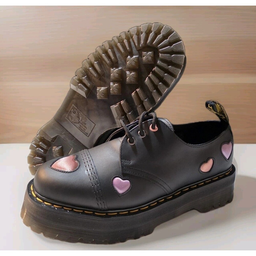 NEW Dr. Martens 1461 Quad Heart Leather Platform Lace-Up Shoes Women’s Size 10